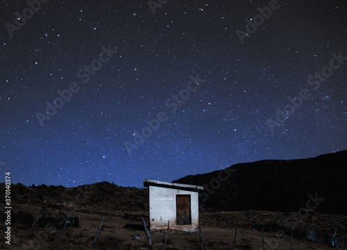 Bajo las estrellas