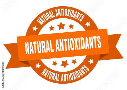 natural antioxidants round ribbon isolated label. natural antioxidants sign