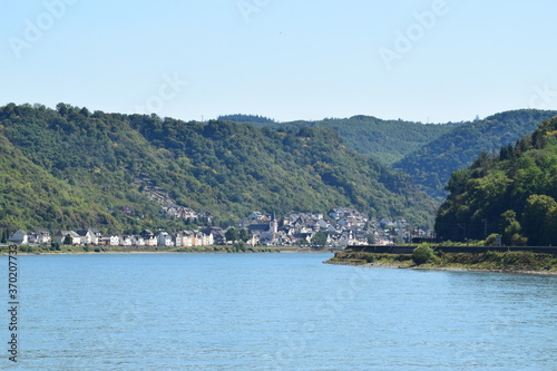 Blick den Rhein entlang auf Kamp-Bornhofen photo