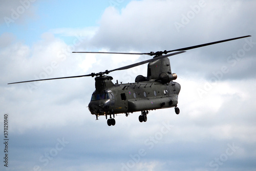 Boeing CH-47 Chinook, military Helicopter  photo