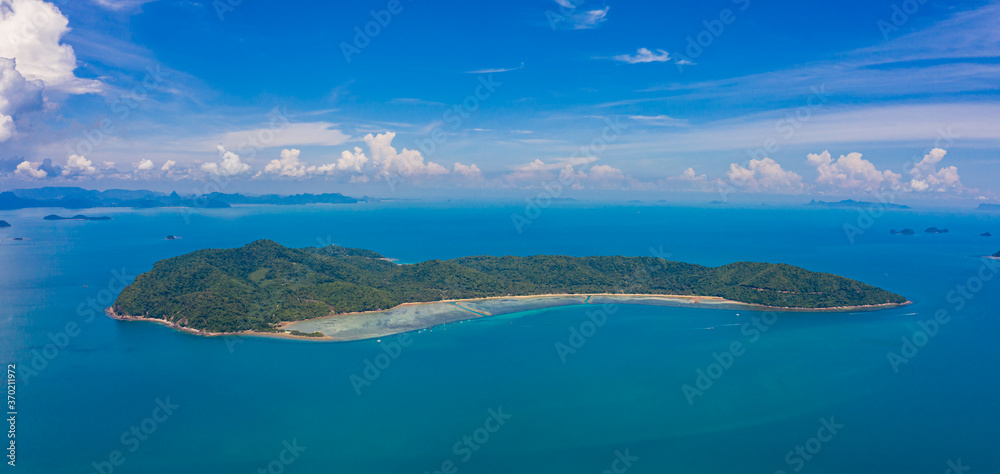 View of Koh Tan island in the area Samui island in Surat Thani Province, Thailand