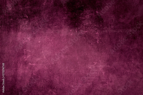 Dark pink scraped wall © Azahara MarcosDeLeon