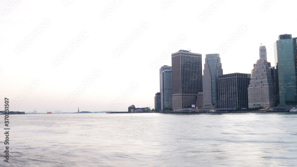 Fototapeta premium landscape of lower manhattan NYC 
