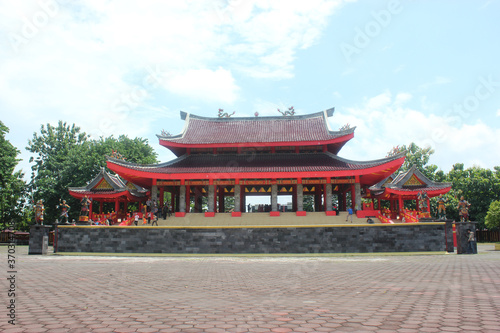 Sam Poo Kong also known as Gedung Batu Temple, is the oldest Chinese temple and one of the historical destinations in Semarang City, Central Java, Indonesia