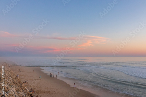 Sonnenuntergang in Frankreich - Region Nouvelle-Aquitanie - Lacanau Beach photo