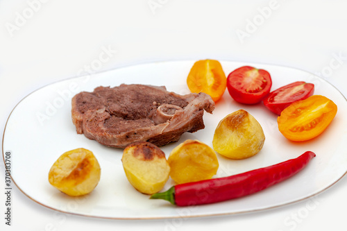 grilled steak with potatoes