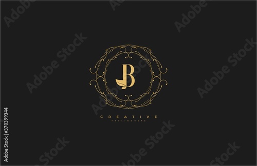Logo Elegance Letter B Premium Rounded Floral Monogram Vector