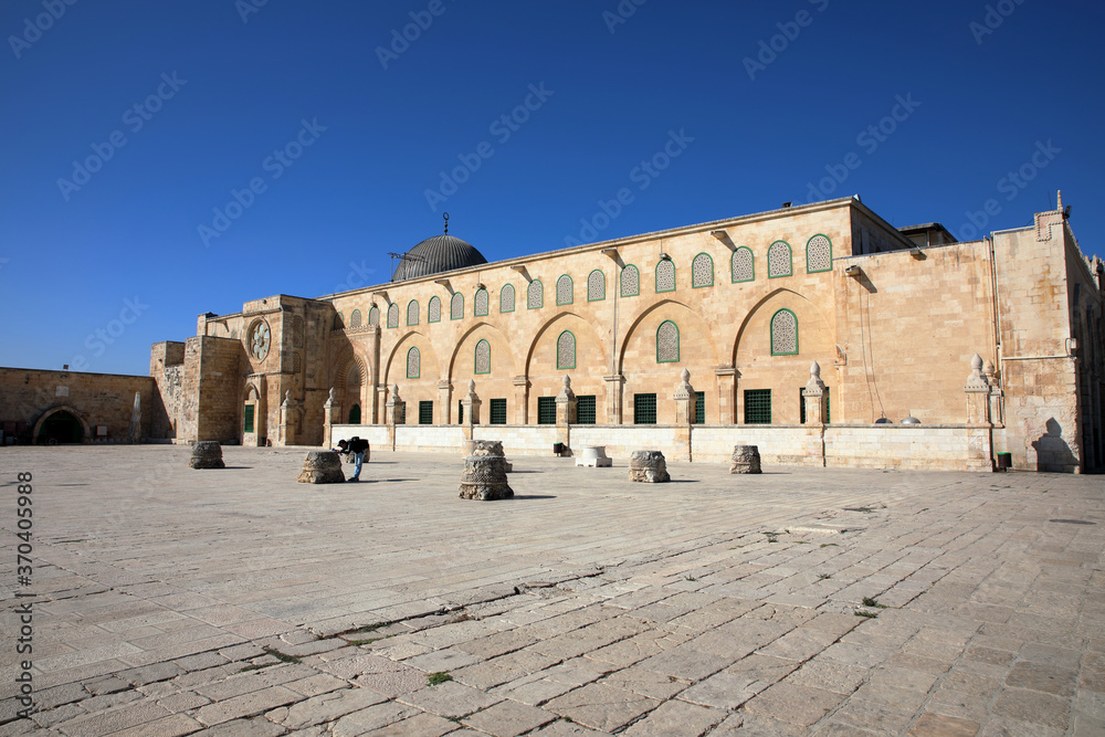 Dome of the Rock.Temple Mount. Al-Aqsa Mosque. Dome of the Rock.Temple Mount. The Western Wall. 
The architectural complex of the Temple Mount in Jerusalem.The architectural complex of the Temple Moun