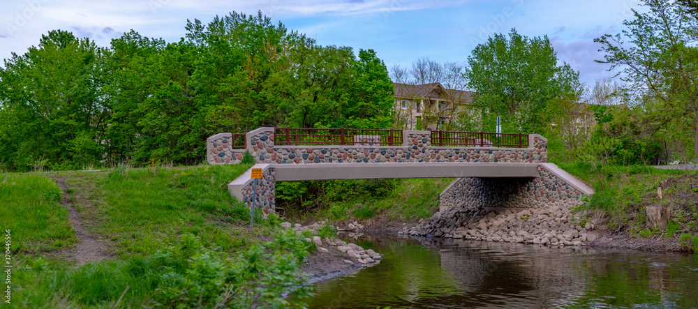 Fototapeta premium Stone bridge over the river