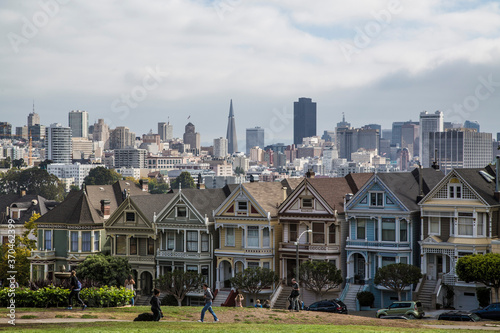 Painted Ladies, SF