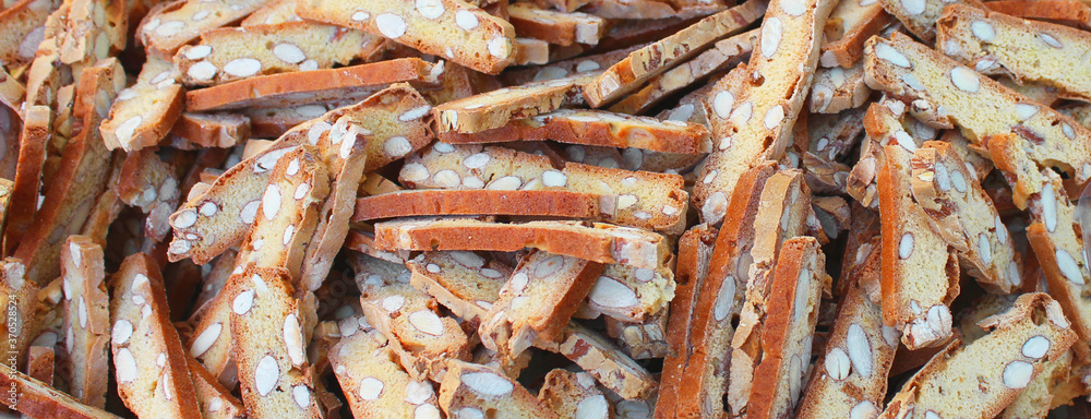 Biscotti / Cantuccini - Italian cookies Biscotti / Cantuccini - Italian cookies