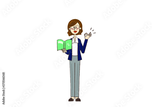 教科書を持ってオッケーポーズをする眼鏡をかけた女性の講師