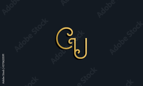 Luxury fashion initial letter CU logo.