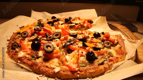 Cauliflower Crust Pizza Supreme Baked