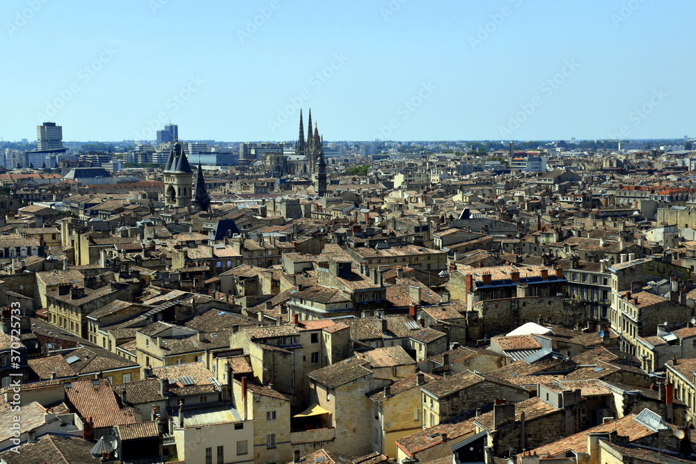 Blick über die Dächer von Bordeaux
