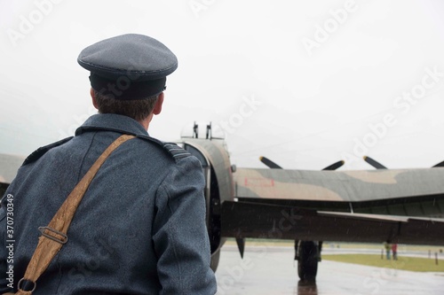 Avro Lancaster, bomber,  ww2, heavy bomber, Dresden 1000 bomber raid  photo