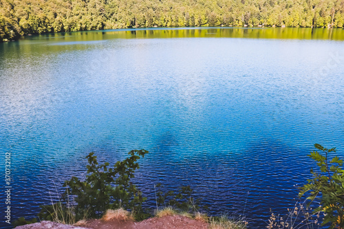 le lac pavin ancien volcan photo