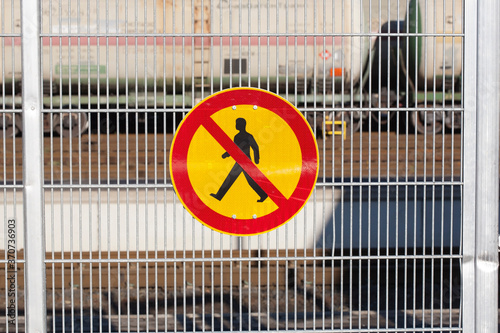 Tableau sur toile no access railroad sign Finland Europe