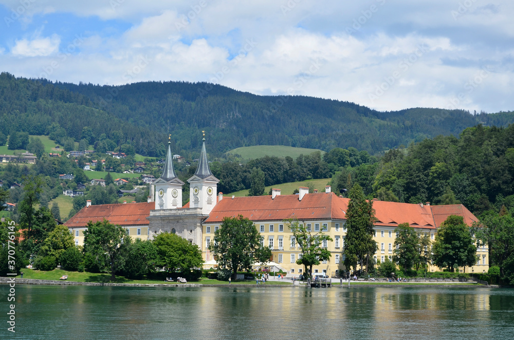 Ehem.Kloster mit Kirche St.Quirinus,Tegernsee