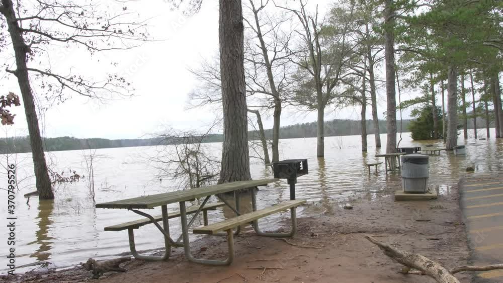 allatoona lake flooding park parking lot georgia slow motion allatoona lake flooding park parking lot georgia slow motion