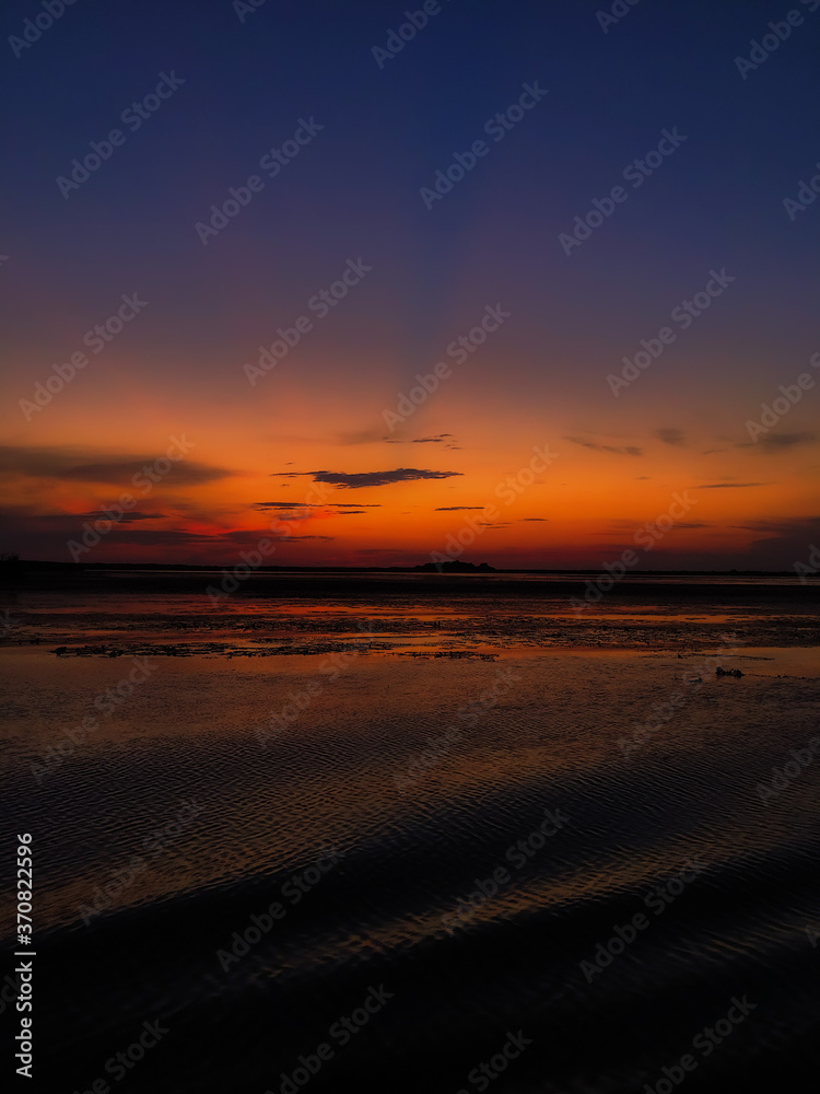 Obraz premium sunset on the beach