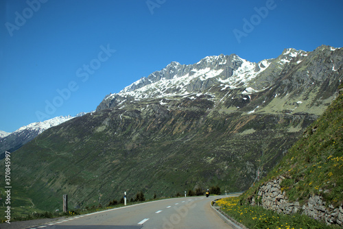 Bergpanorama am Oberalppass in der Schweiz 21.5.2020