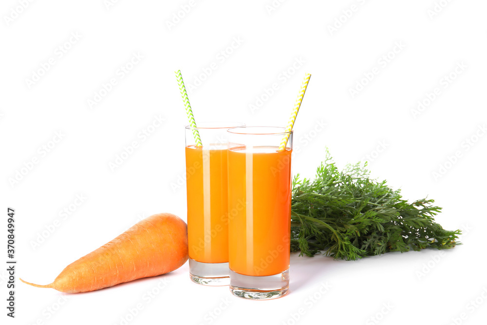 Fototapeta premium Freshly made carrot juice on white background