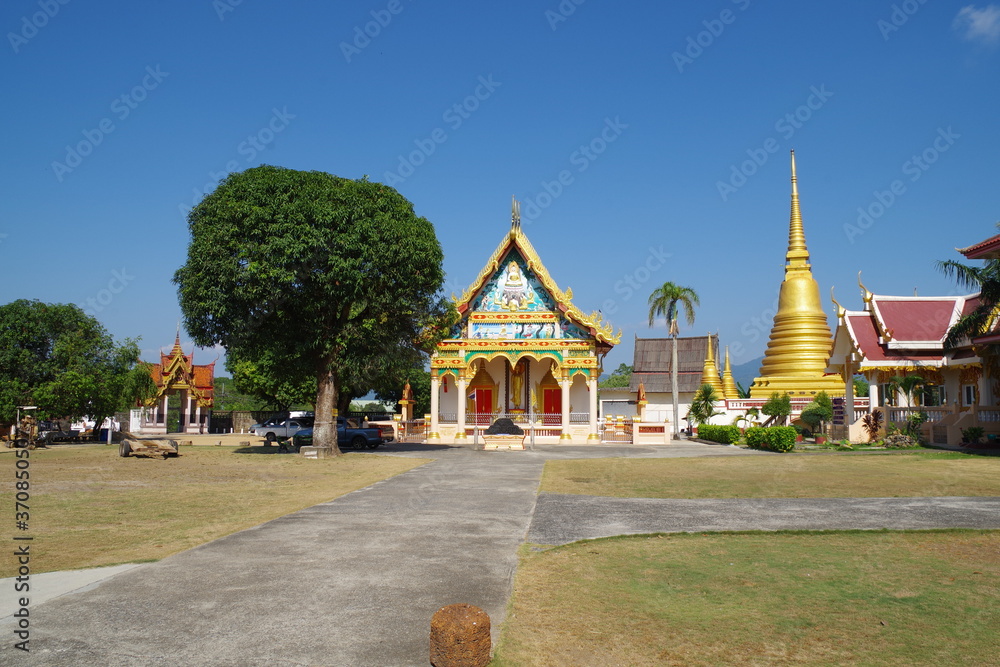 タイ　チャンタブリーの仏教寺院