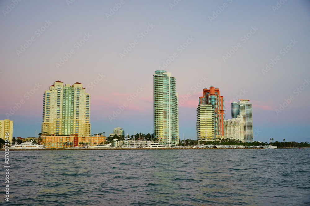Obraz premium Miami beach at sun set