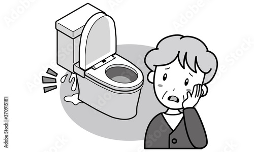 洋式トイレのタンクから水が漏れ、困っているおばあさん