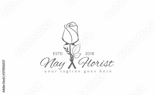 logo template for florist. rose flower logo inspiration .suitable for boutique, spa, salon, beauty, botanical, florist and cosmetic. .vector illustration