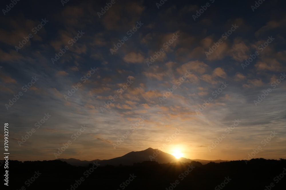 筑波山からのぼる朝日