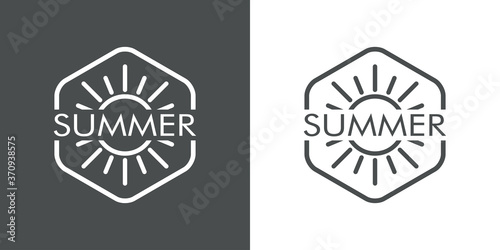 Concepto de vacaciones y viajes. Logotipo lineal sol con texto Summer en hexágono en fondo gris y fondo blanco