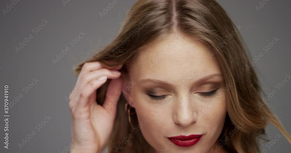 4K Slow Mo Reveal Shot Of Beautiful Young Woman 4K Slow Mo Reveal Shot Of Beautiful Young Woman