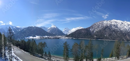 Achensee mit Blick auf Pertisau, Tirol