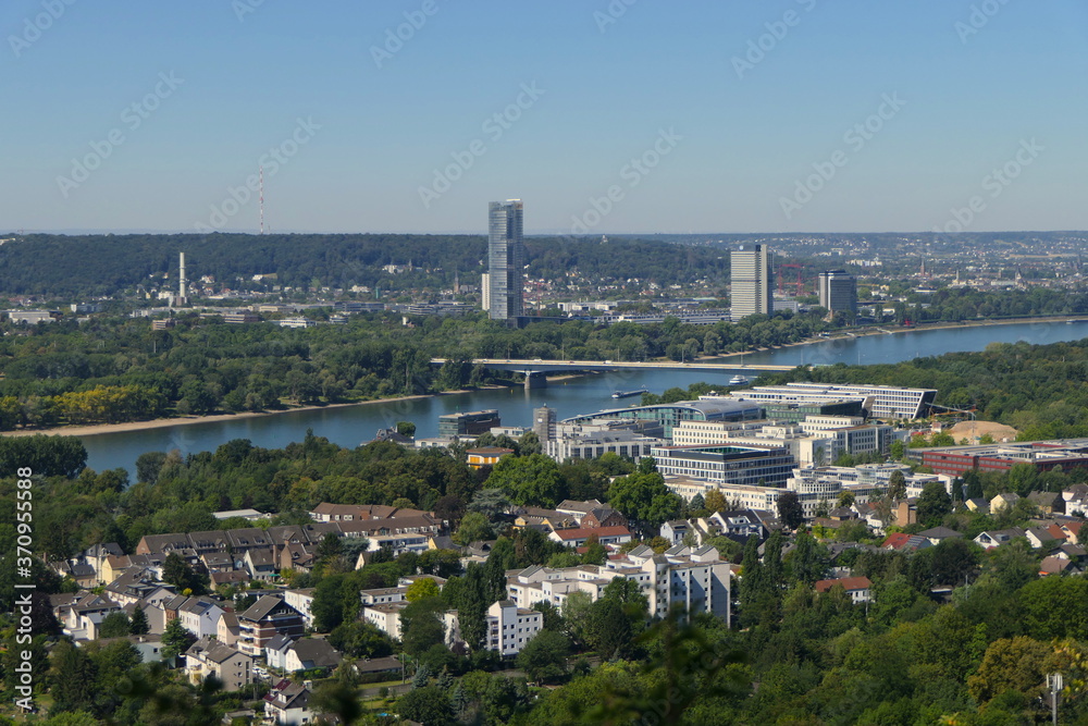 Blick auf Bonn mit Posttower