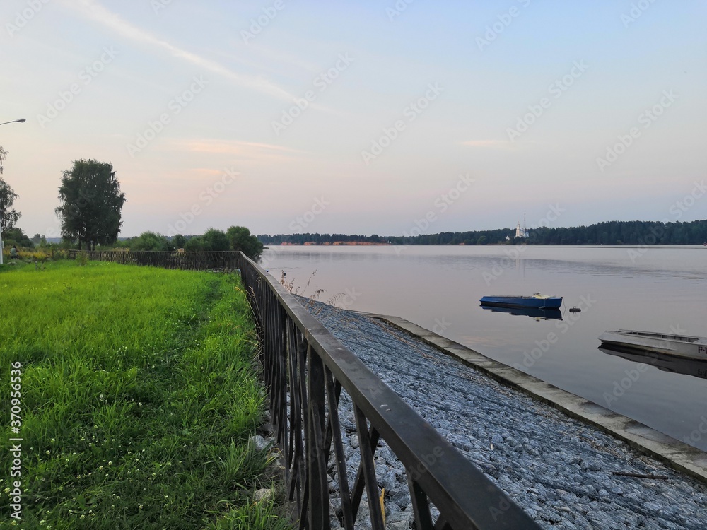 Fototapeta premium bridge over the river