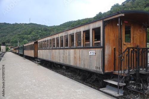 le paysage du train de l’Ardèche