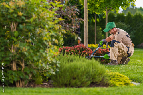 Spring Time Seasonal Garden Maintenance