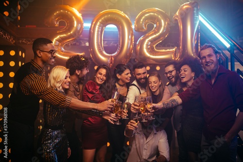 It's the best new year's eve party ever © bernardbodo