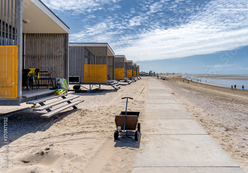 Holiday homes on the Kijkduin Beach in perspective #1 photo