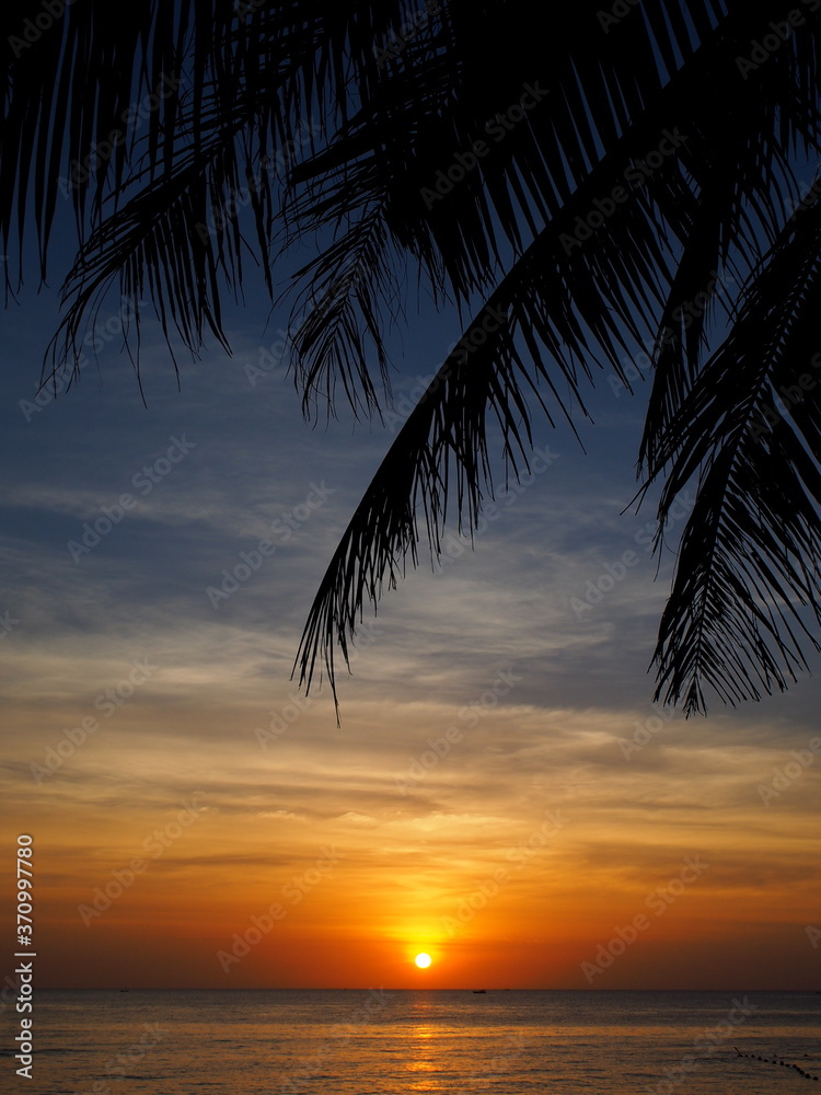 Fototapeta premium 南国リゾート 夕陽 夕焼け
