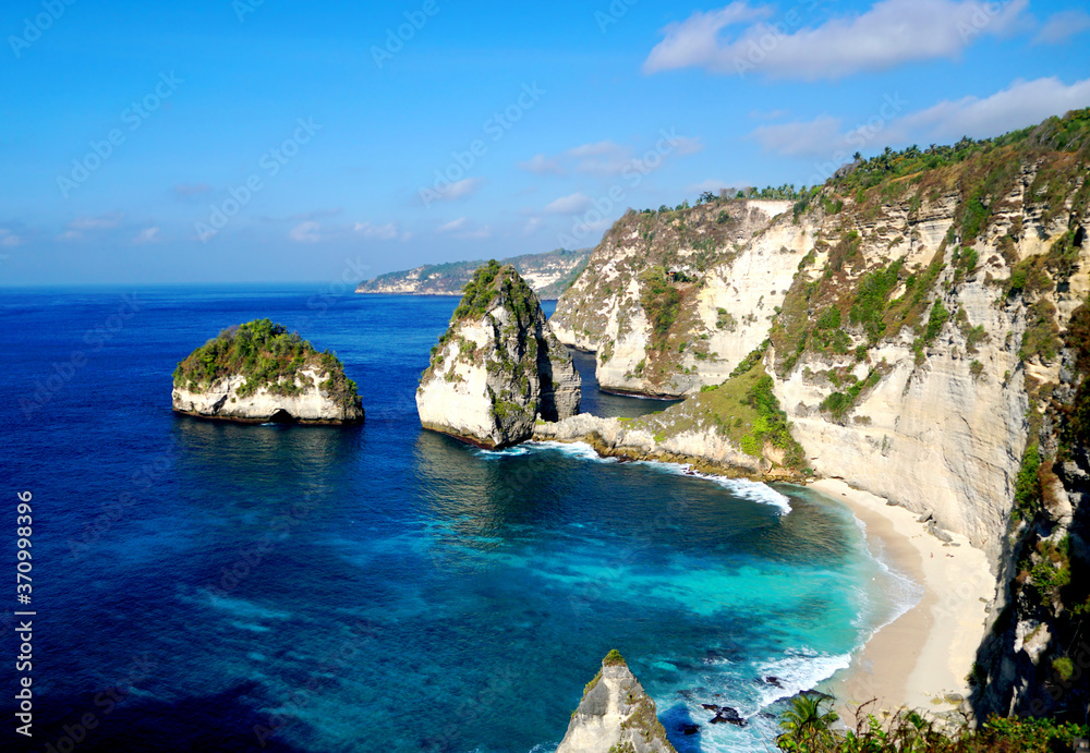 Fototapeta premium Diamond Beach, Nusa Penida island, Bali - Indonesia