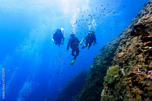 Scuba diving © Johan