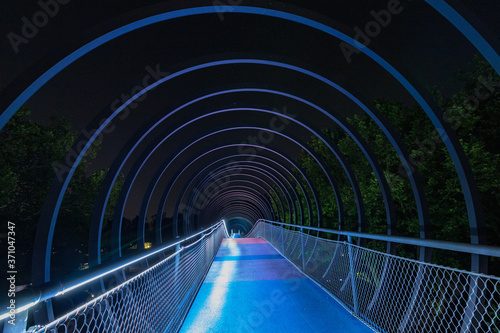 Slinky Springs to Fame Brücke Oberhausen