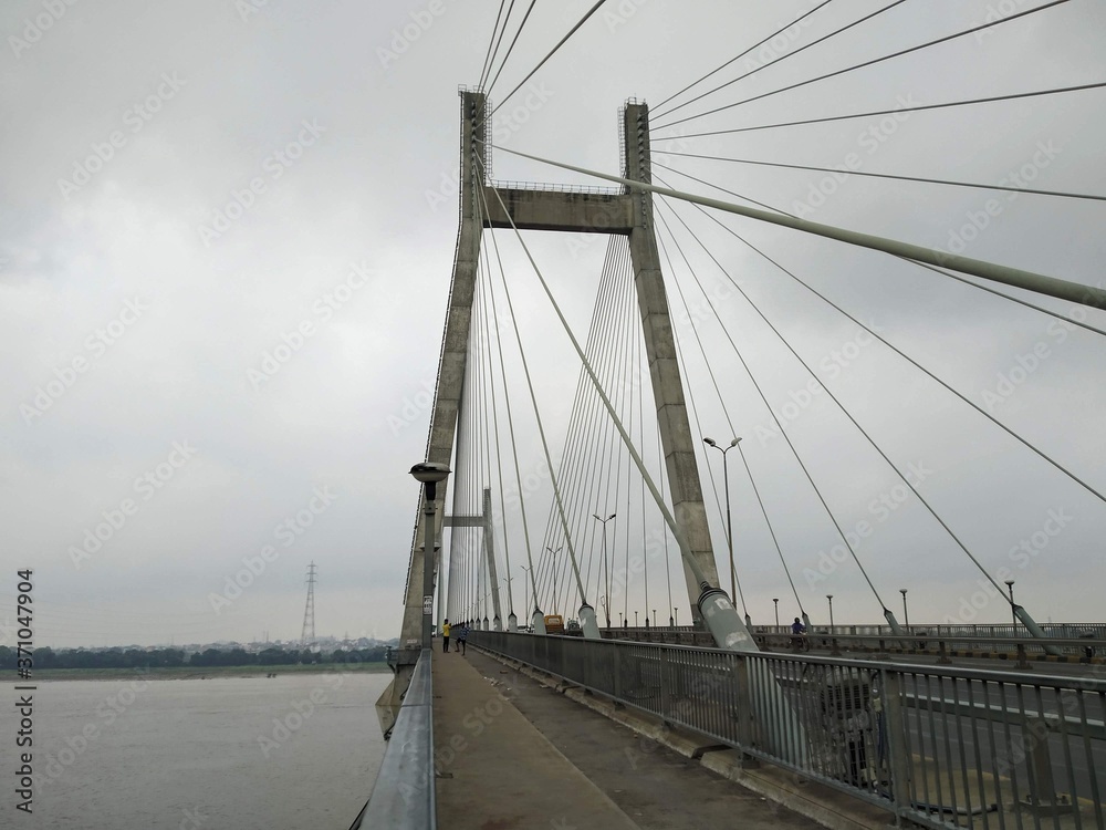 Fototapeta premium bridge over the river thames
