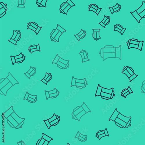 Black line French press icon isolated seamless pattern on green background. Vector Illustration.