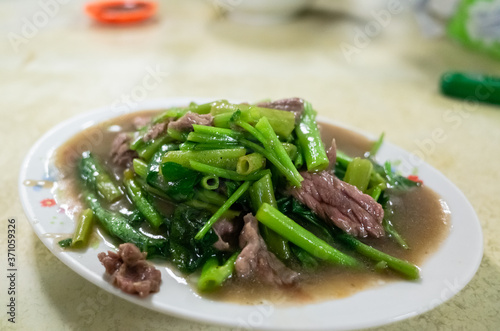 beef with water spinach