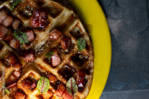 Waffles con tocino gourmet