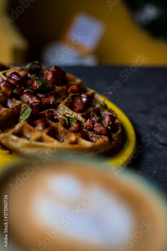Waffles con tocino gourmet